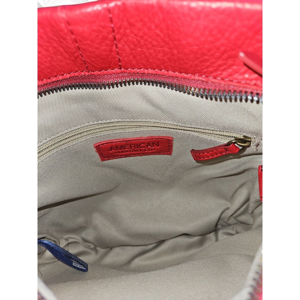 American Leather Co Red Pebbled Leather Crossbody Bag with Chain Detail - Picture 6 of 8
